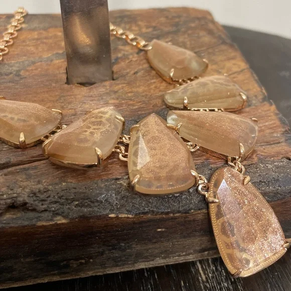 NWT Harlie Rose Gold Statement Necklace in Gold Dusted Glass! - Picture 2 of 5